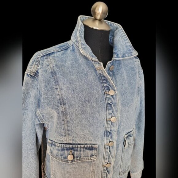 Light Denim Wash Oversized Bomber Jacket Retro NWT Sz 12 - Picture 5 of 15
